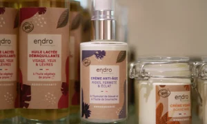 Produits cosmétiques en bocaux consignés en rayon à la Coop 14